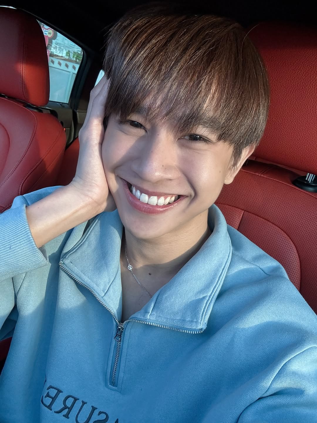 ฟลุ้ค - ณธัช ศิริพงษ์ธร