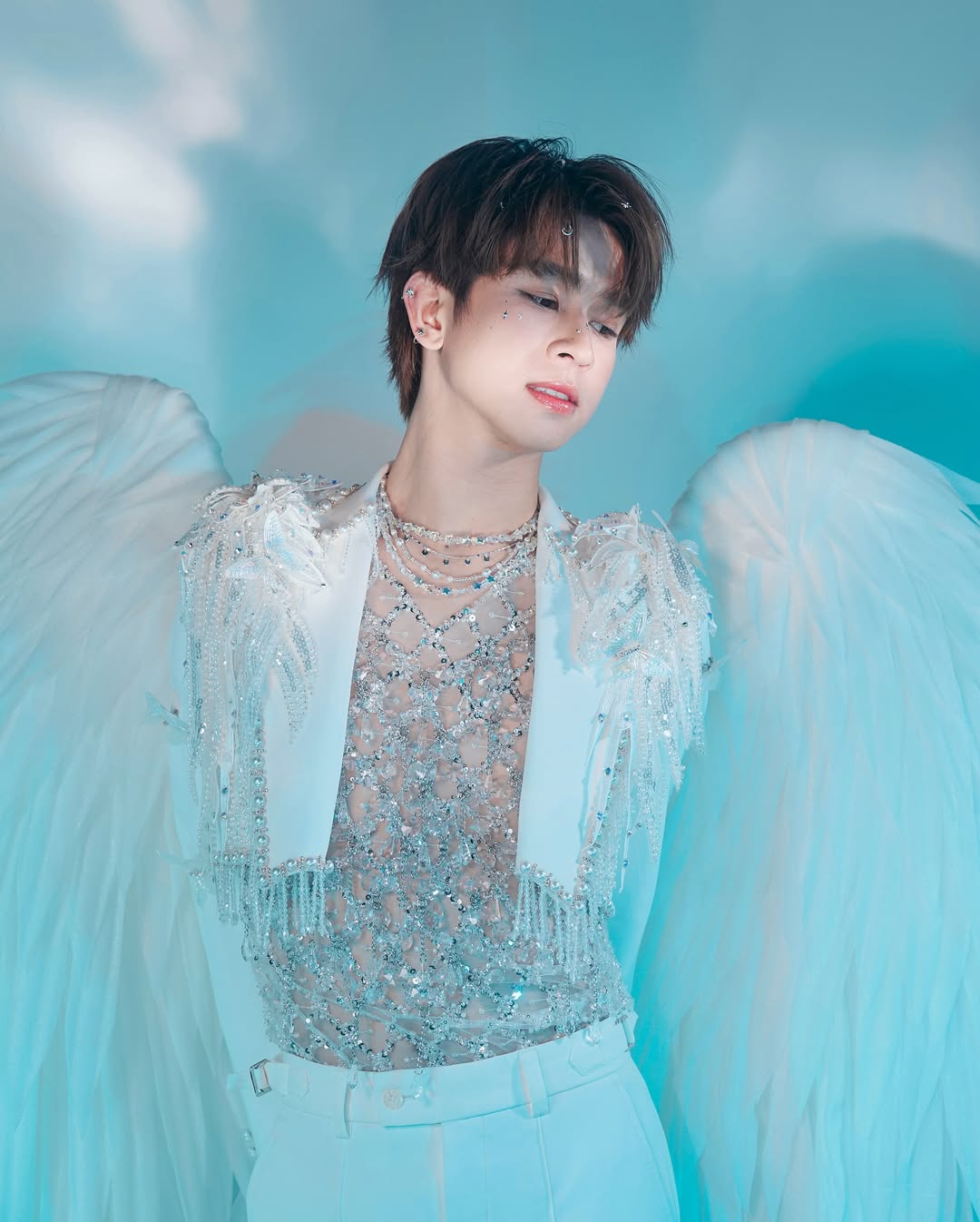 ฟลุ้ค - ณธัช ศิริพงษ์ธร