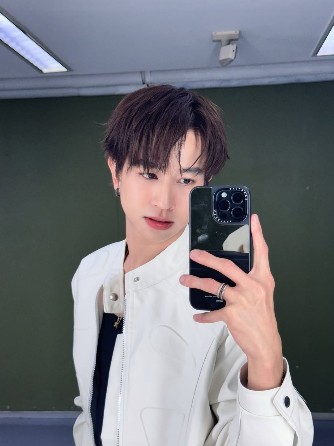 ฟลุ้ค - ณธัช ศิริพงษ์ธร