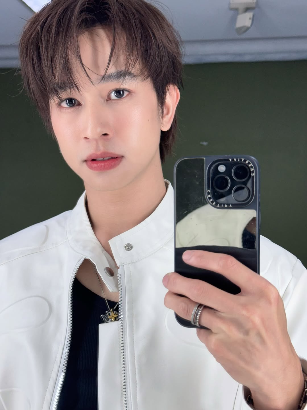 ฟลุ้ค - ณธัช ศิริพงษ์ธร