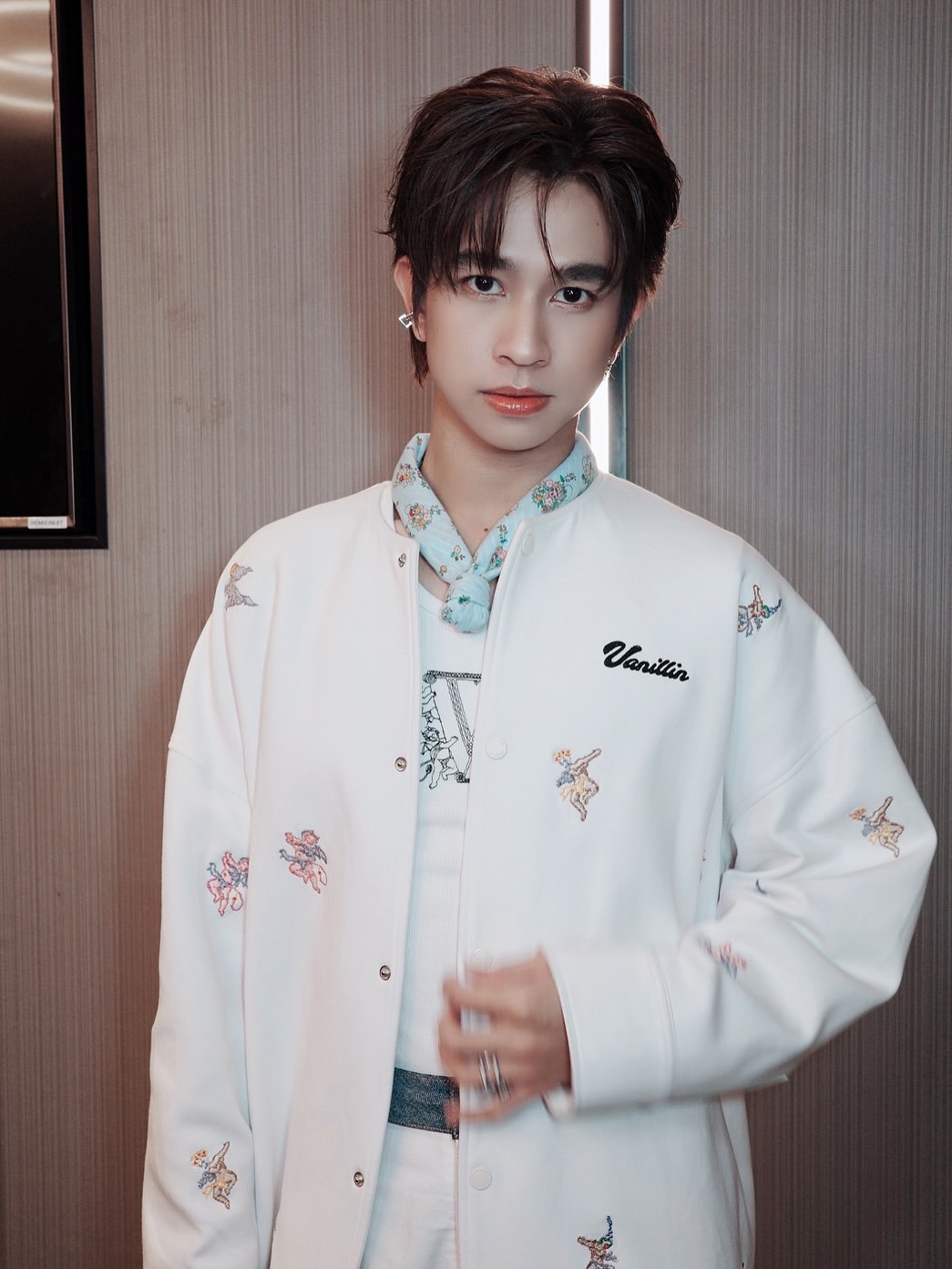 ฟลุ้ค - ณธัช ศิริพงษ์ธร