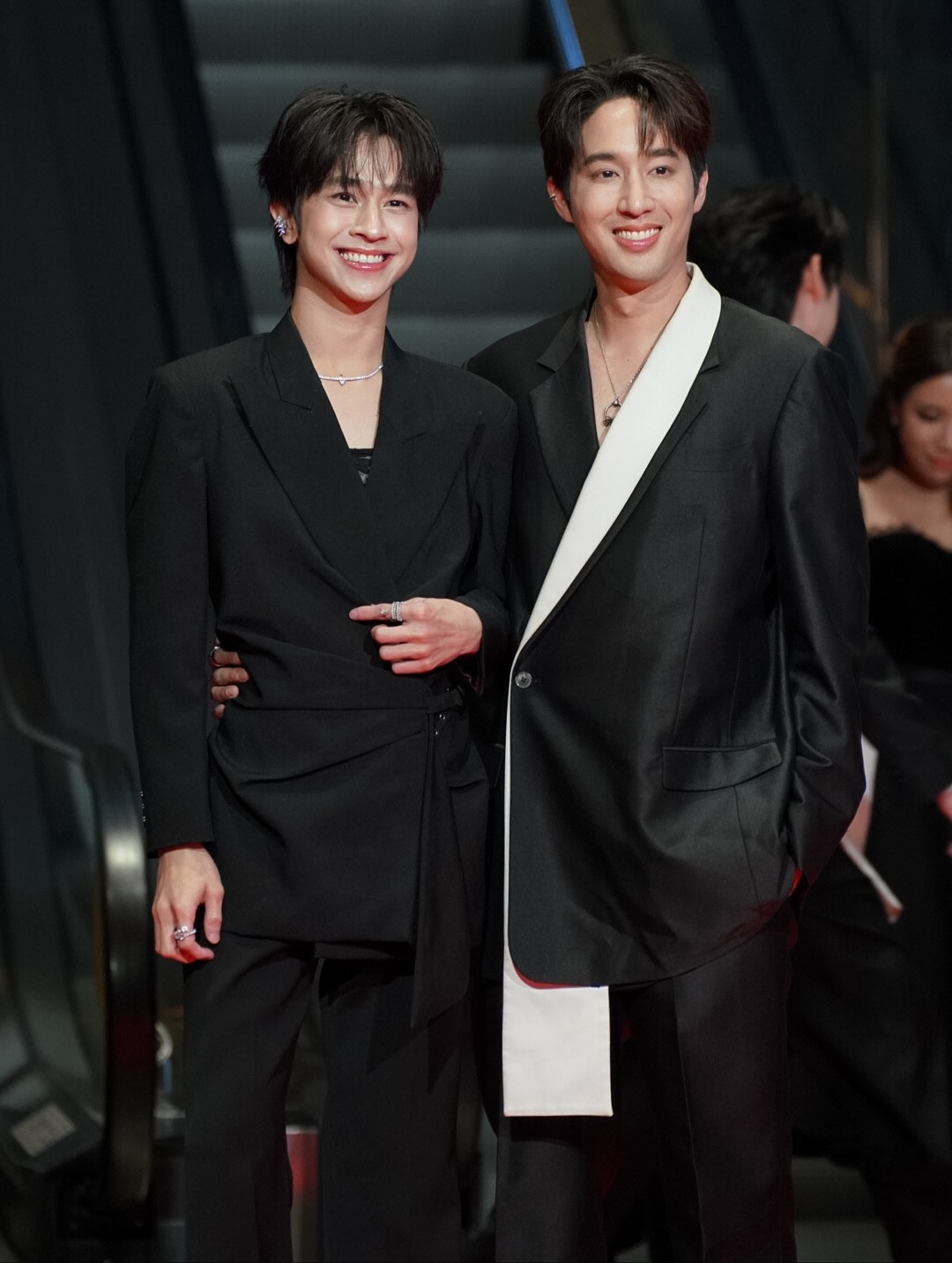 ฟลุ้ค - ณธัช ศิริพงษ์ธร