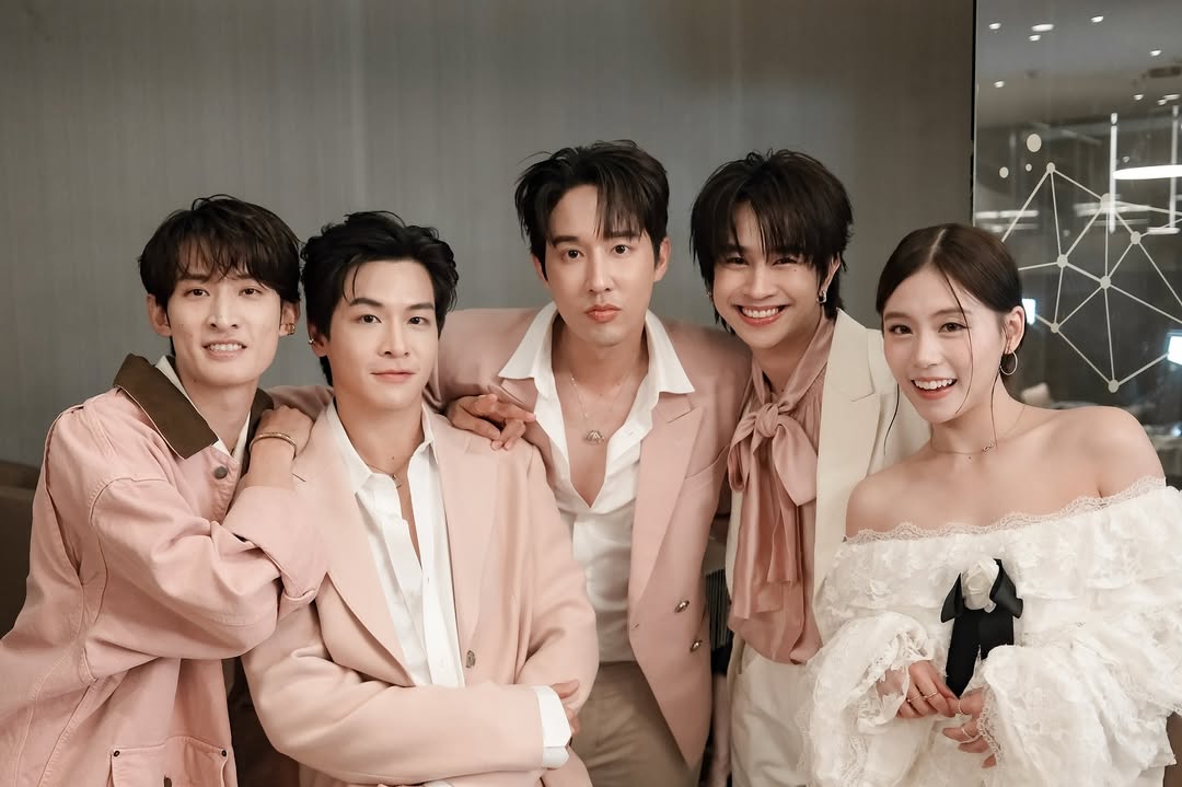 ฟลุ้ค - ณธัช ศิริพงษ์ธร