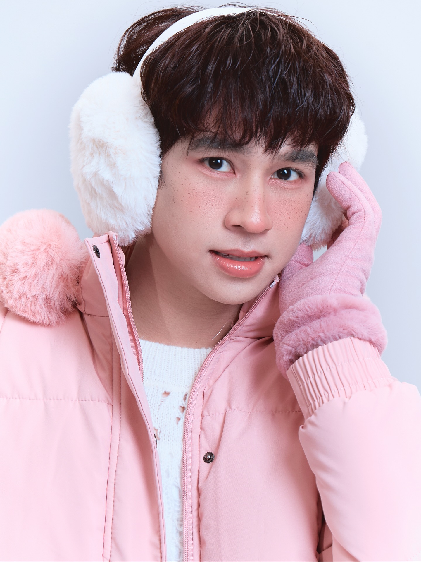 ฟลุ้ค - ณธัช ศิริพงษ์ธร