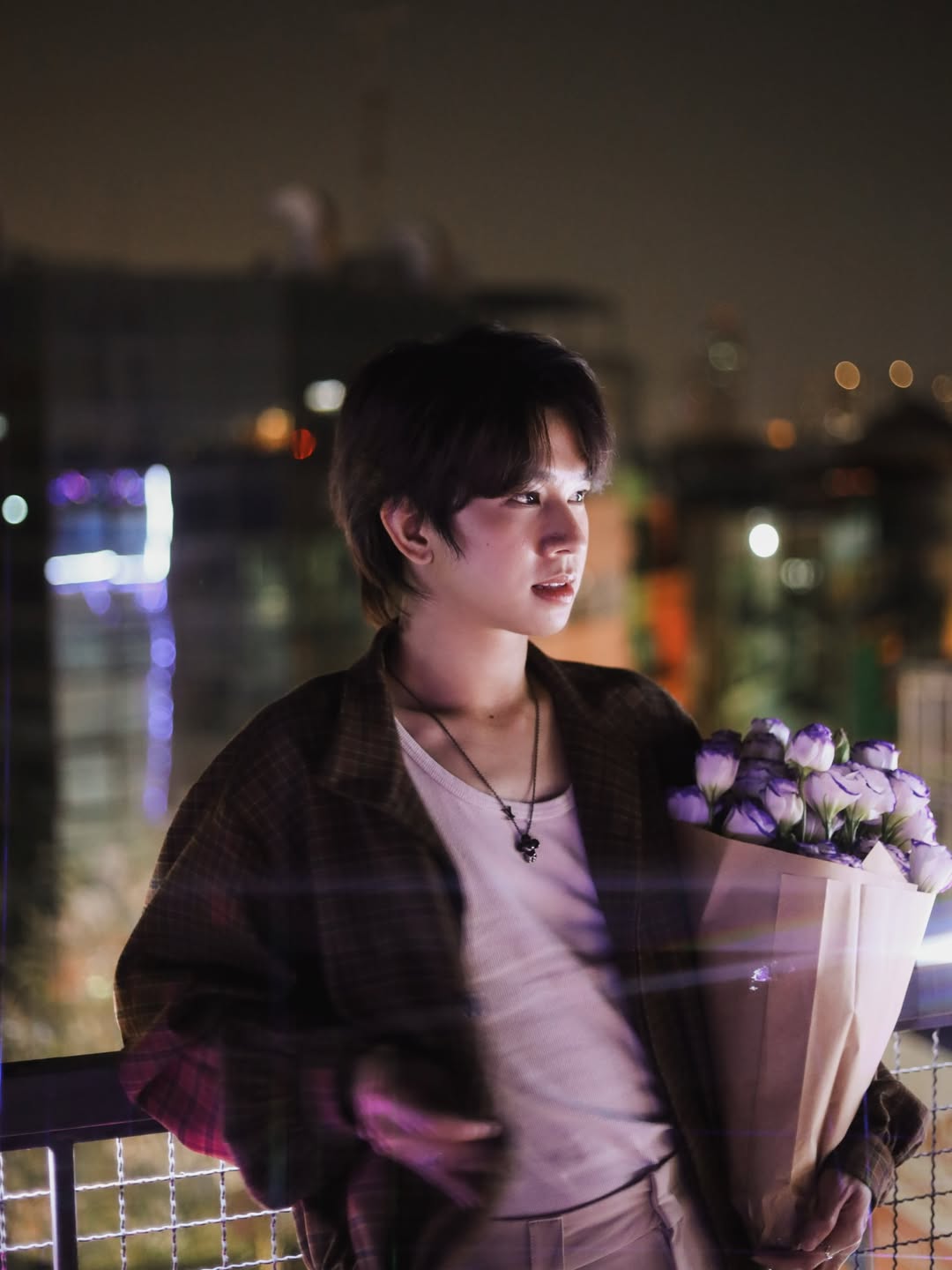 ฟลุ้ค - ณธัช ศิริพงษ์ธร