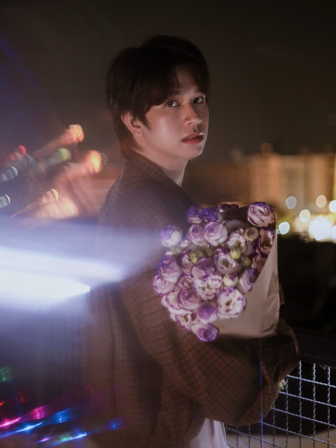 ฟลุ้ค - ณธัช ศิริพงษ์ธร