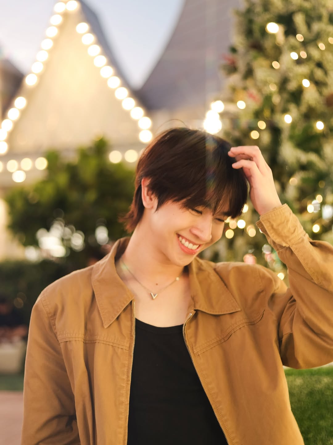 ฟลุ้ค - ณธัช ศิริพงษ์ธร