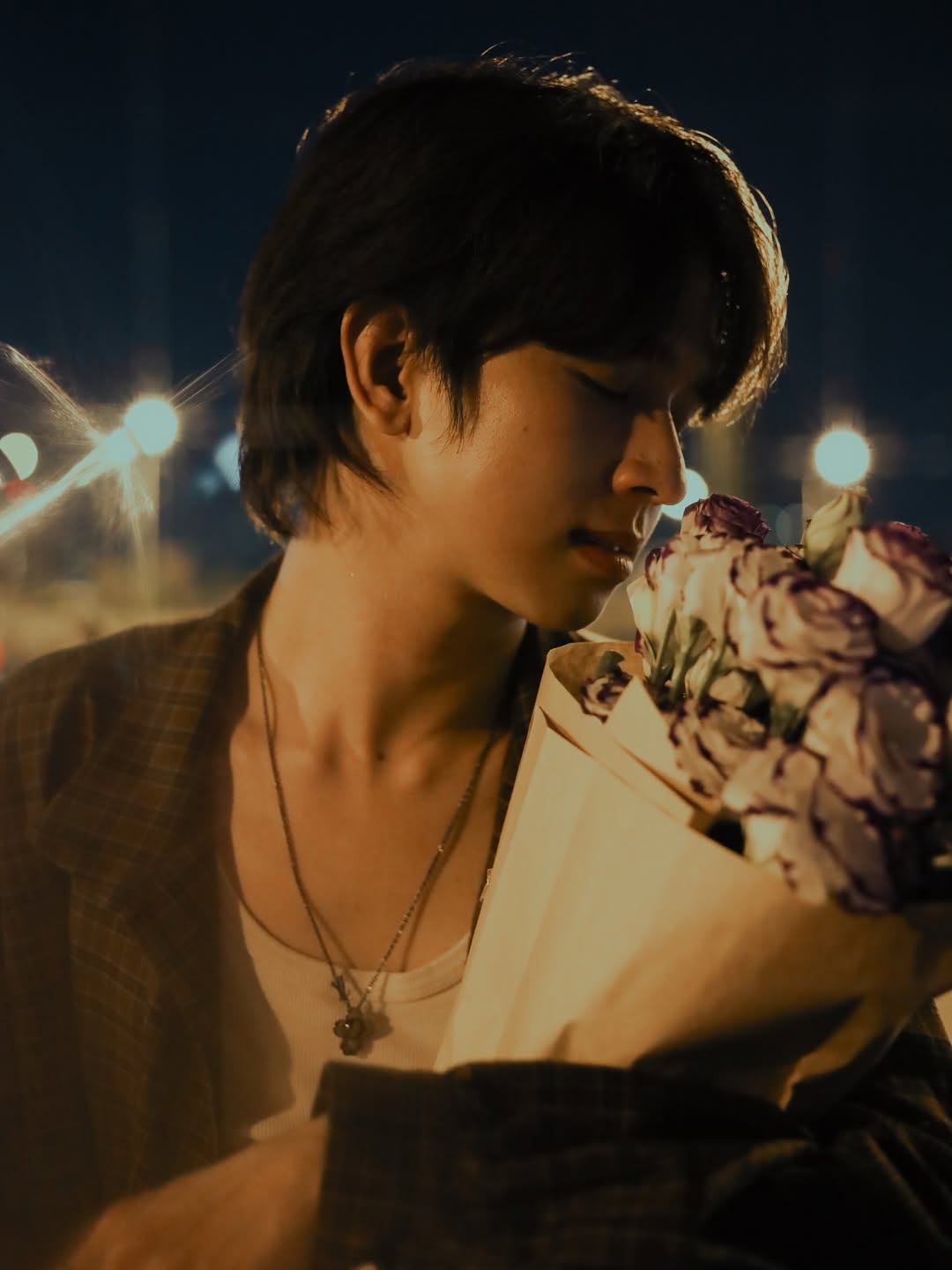 ฟลุ้ค - ณธัช ศิริพงษ์ธร