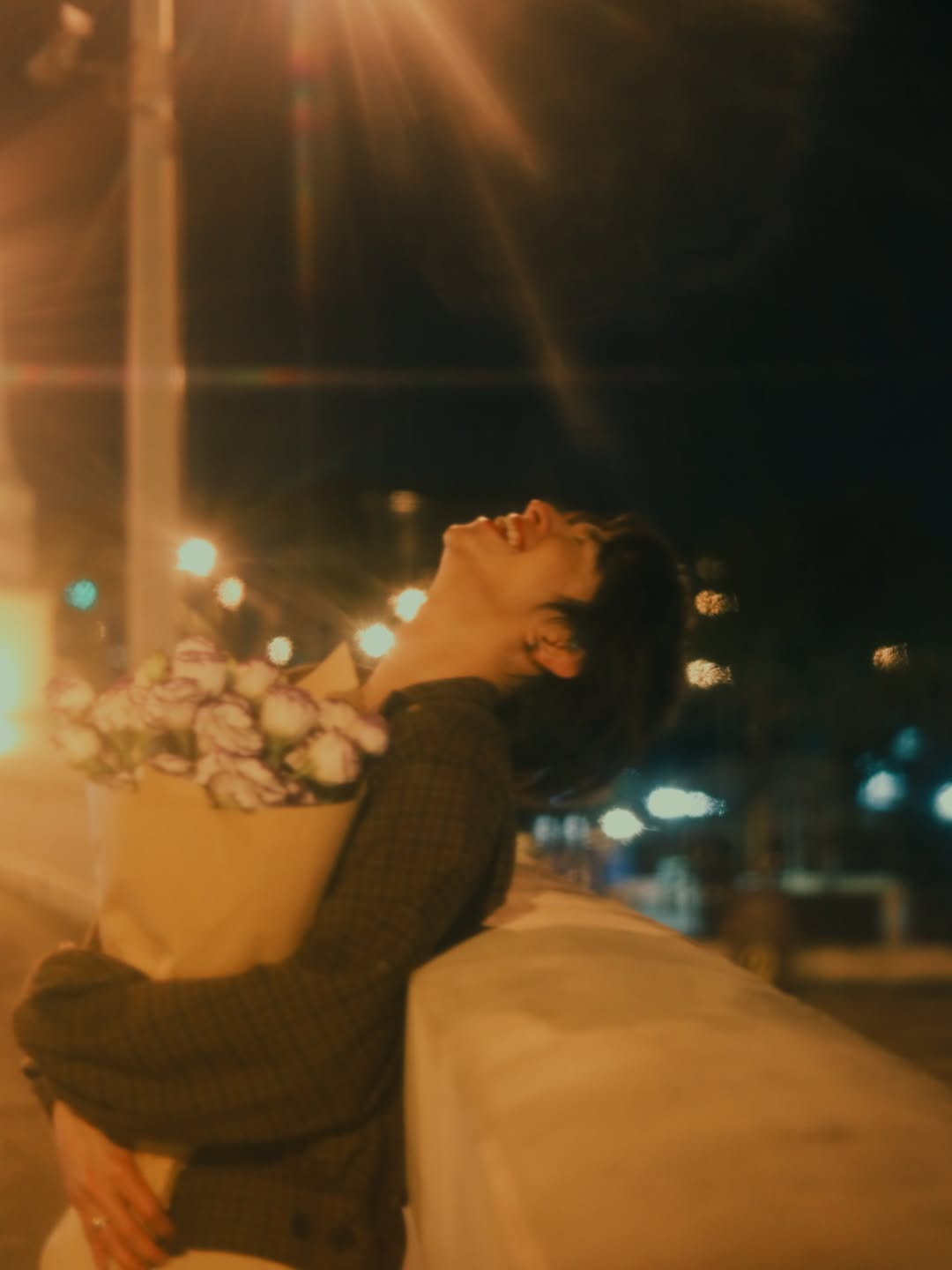 ฟลุ้ค - ณธัช ศิริพงษ์ธร