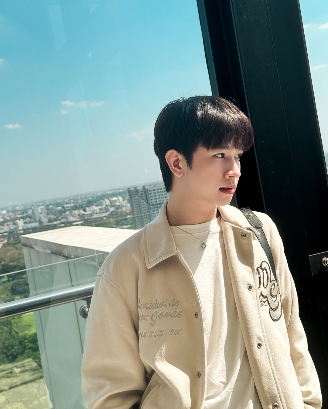 ฟลุ้ค - ณธัช ศิริพงษ์ธร