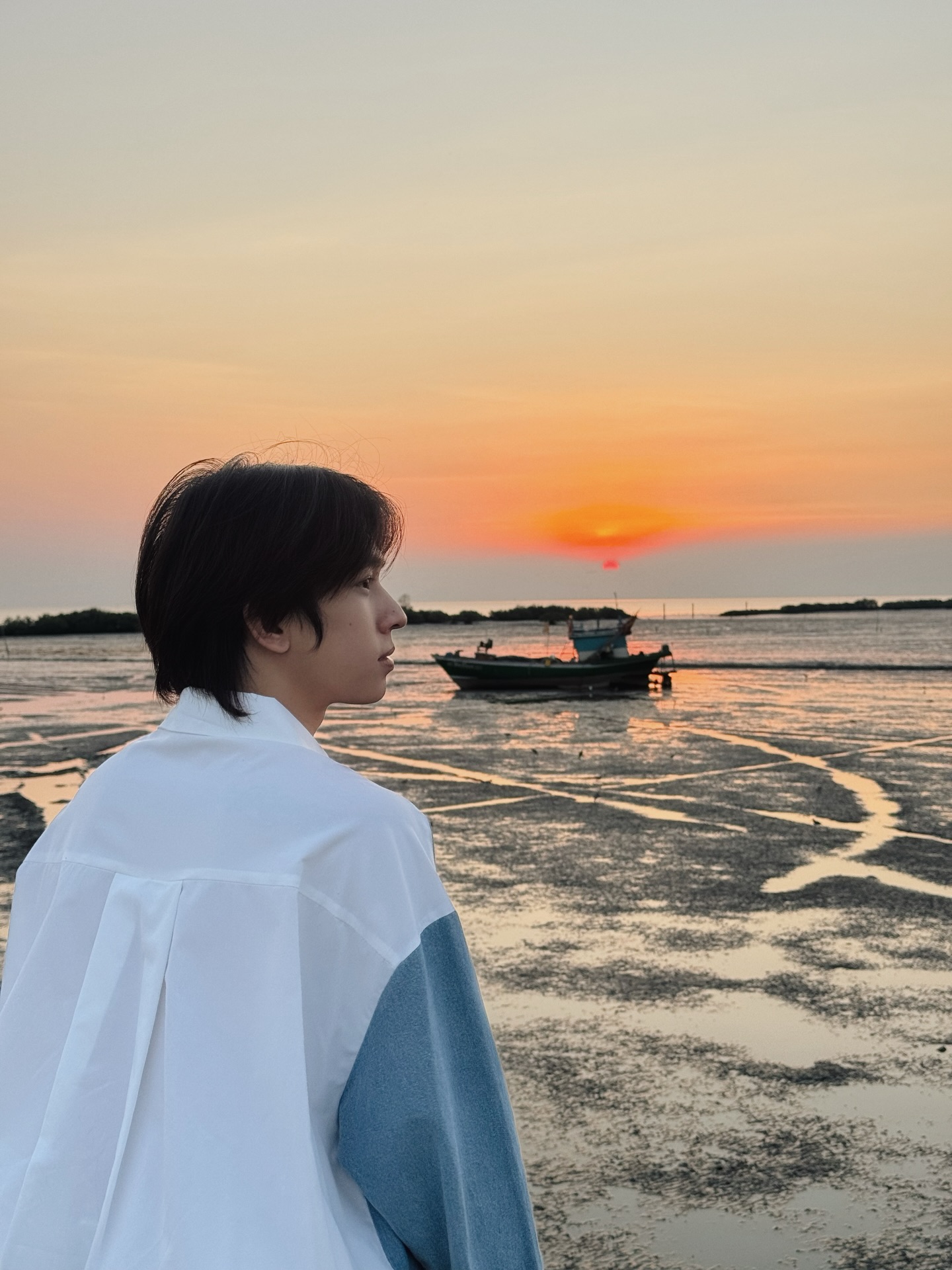 ฟลุ้ค - ณธัช ศิริพงษ์ธร