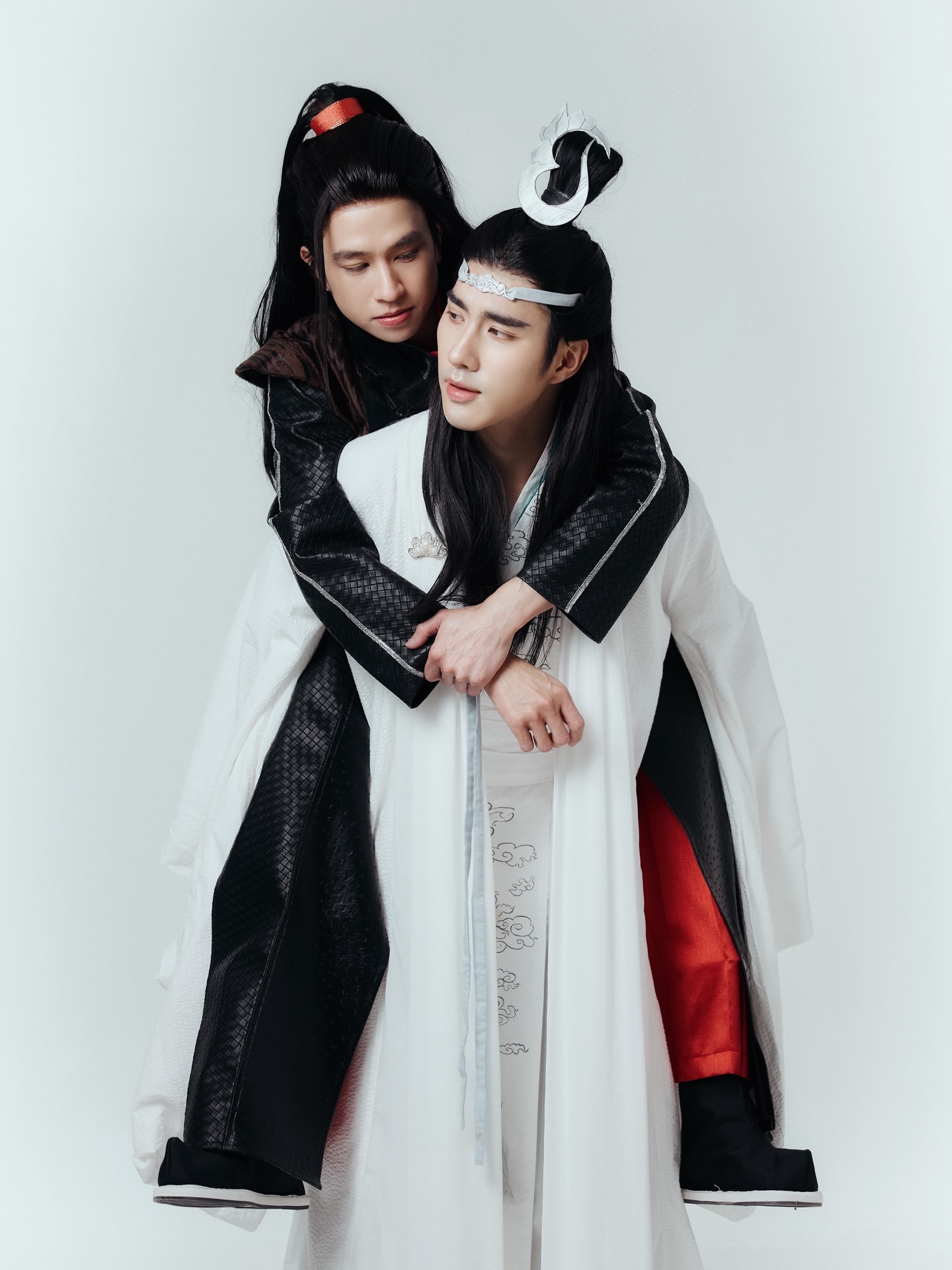 ฟลุ้ค - ณธัช ศิริพงษ์ธร