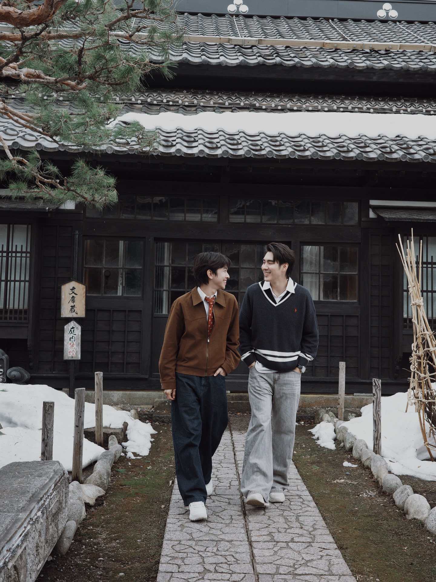 ฟลุ้ค - ณธัช ศิริพงษ์ธร