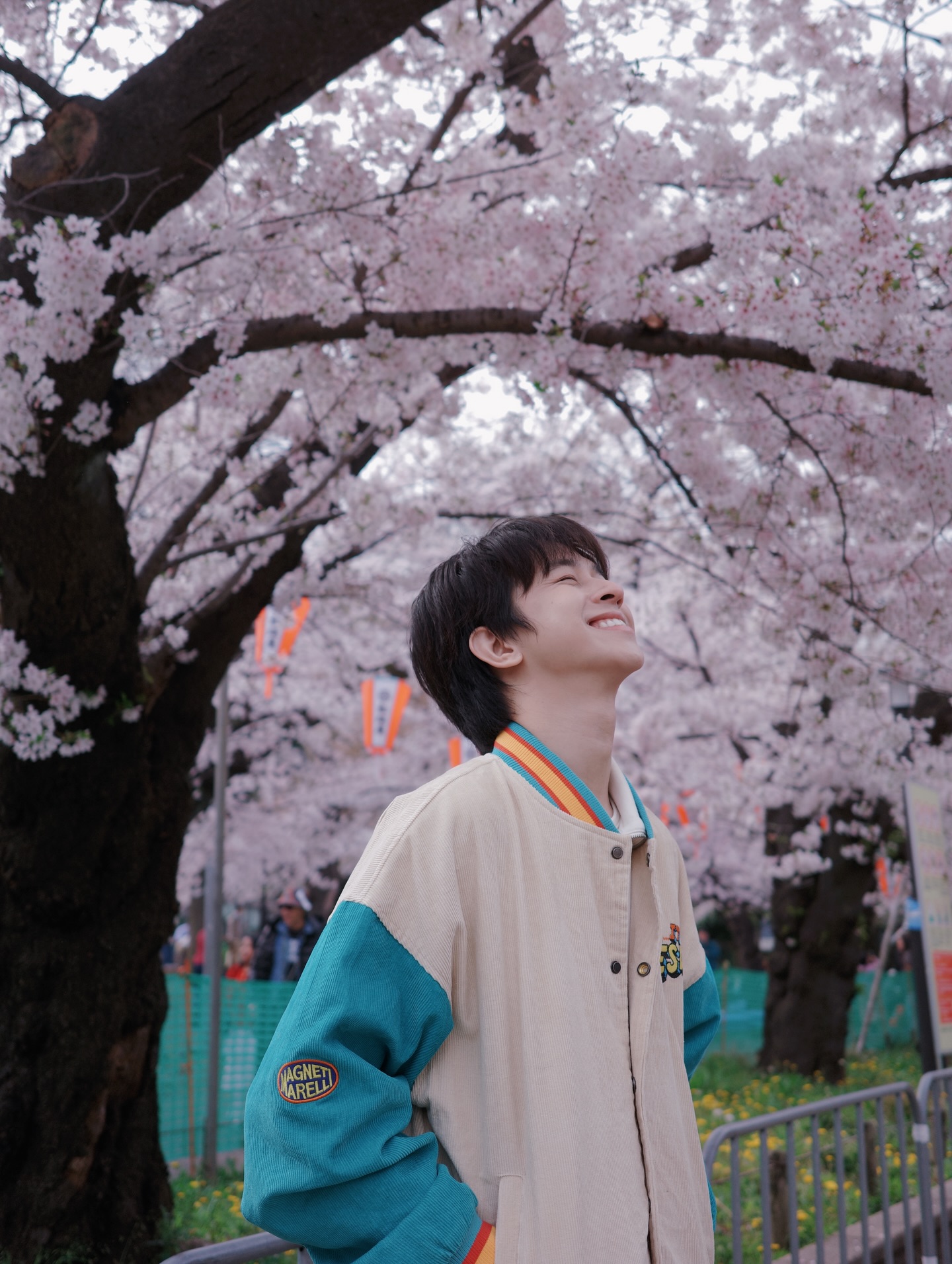 ฟลุ้ค - ณธัช ศิริพงษ์ธร