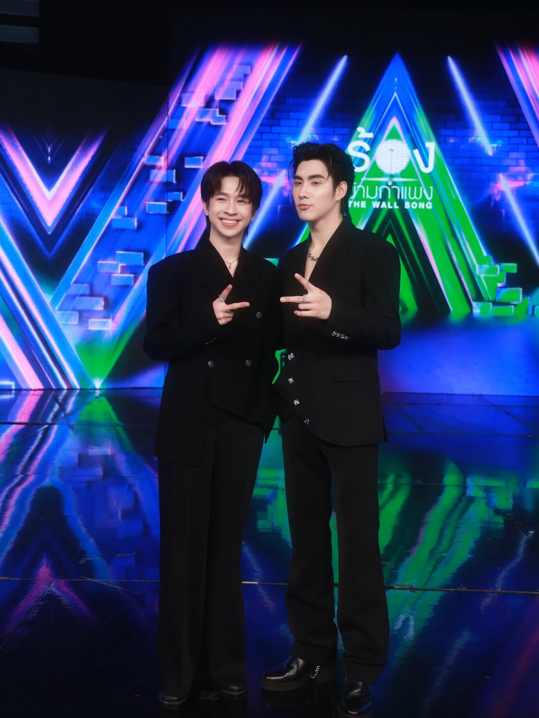 ฟลุ้ค - ณธัช ศิริพงษ์ธร