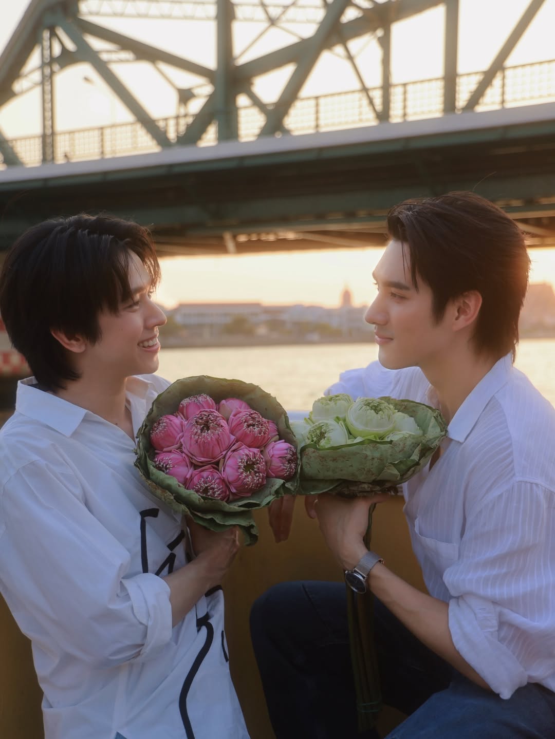 ฟลุ้ค - ณธัช ศิริพงษ์ธร