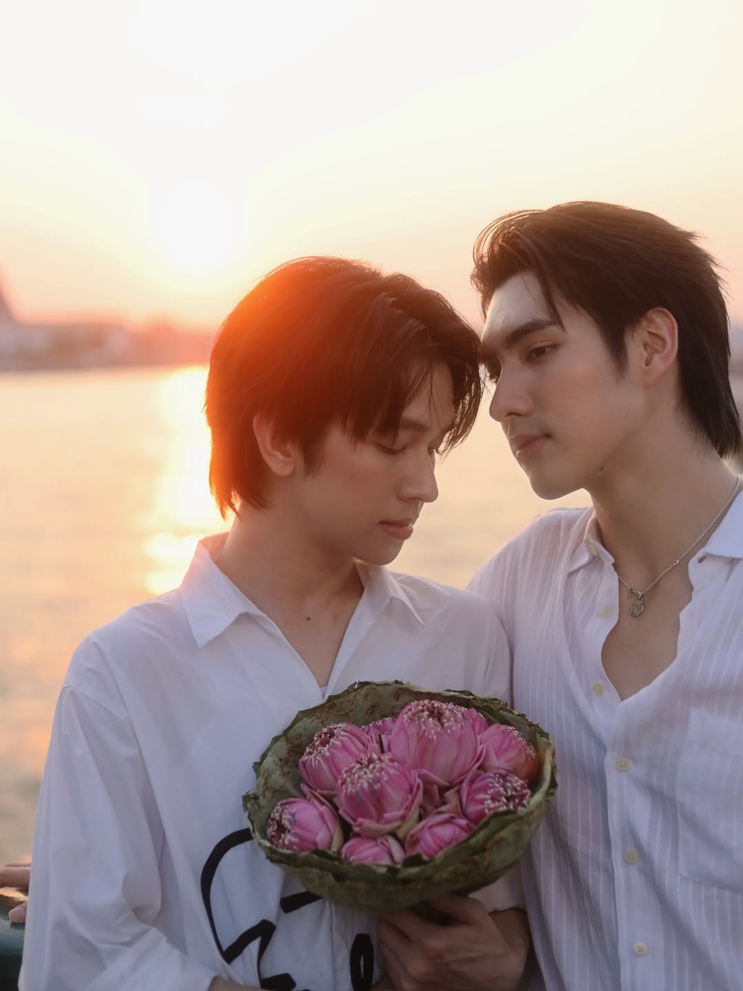 ฟลุ้ค - ณธัช ศิริพงษ์ธร