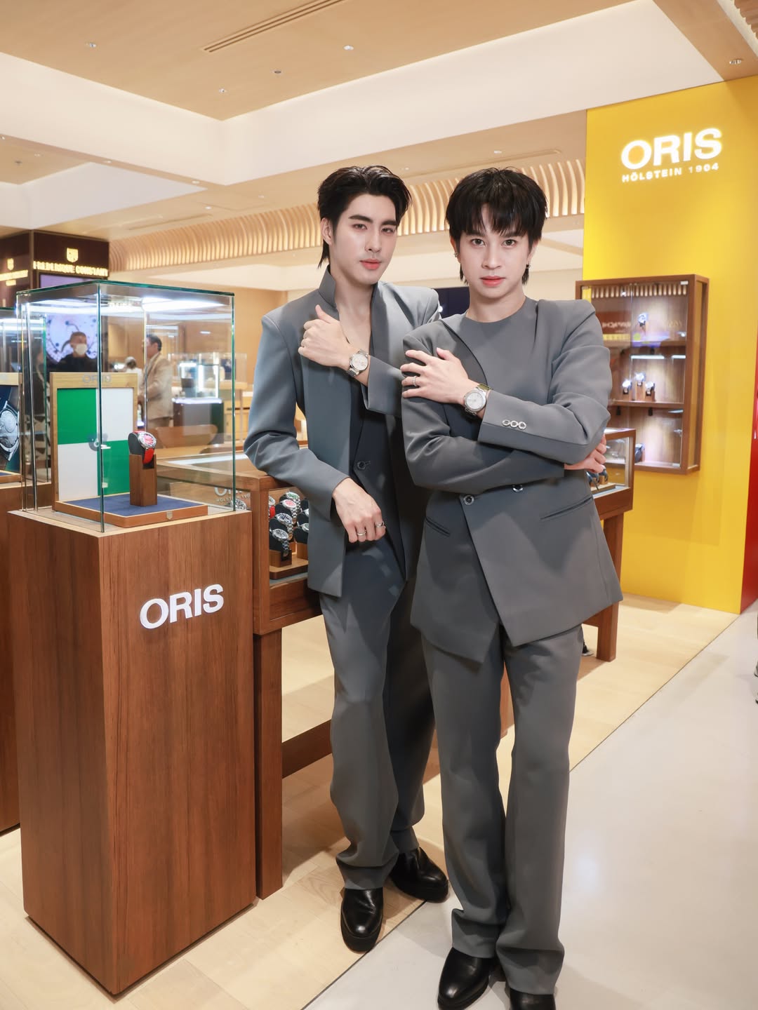 ฟลุ้ค - ณธัช ศิริพงษ์ธร