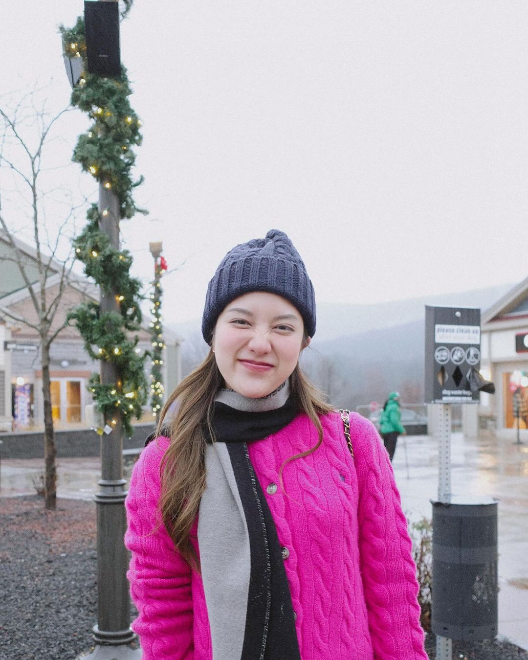 ฟรีน - สโรชา จันทร์กิมฮะ