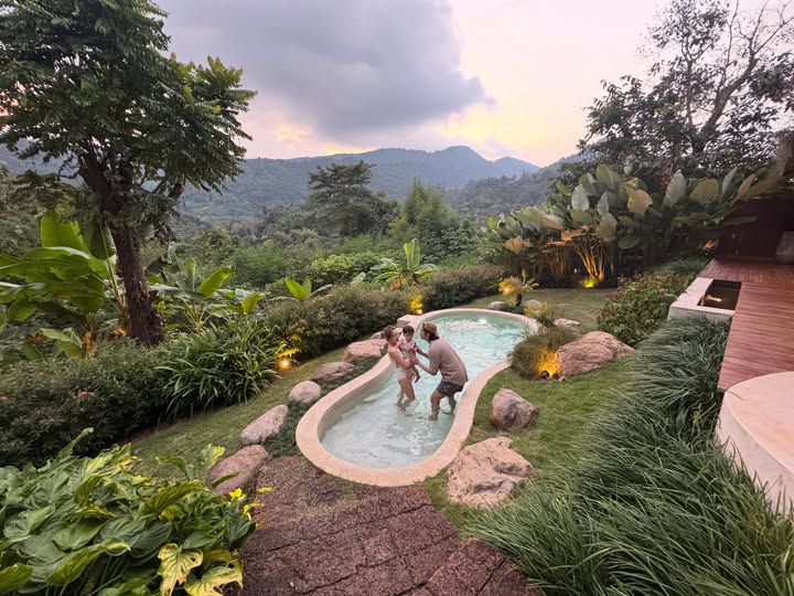 เป๊ก - เปรมณัช สุวรรณานนท์