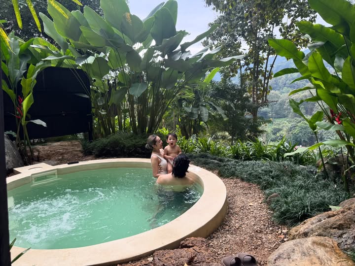 เป๊ก - เปรมณัช สุวรรณานนท์