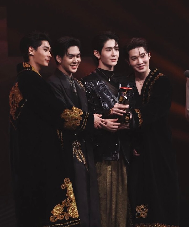 ติวเตอร์ - กรภัทร์ ลำน้อย