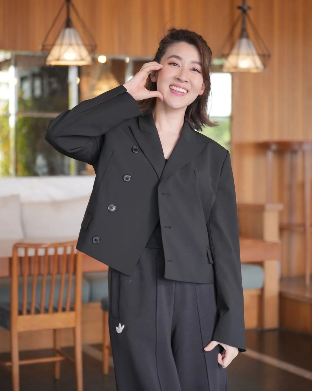 เชียร์ - ฑิฆัมพร ฤทธิ์ธาอภินันท์