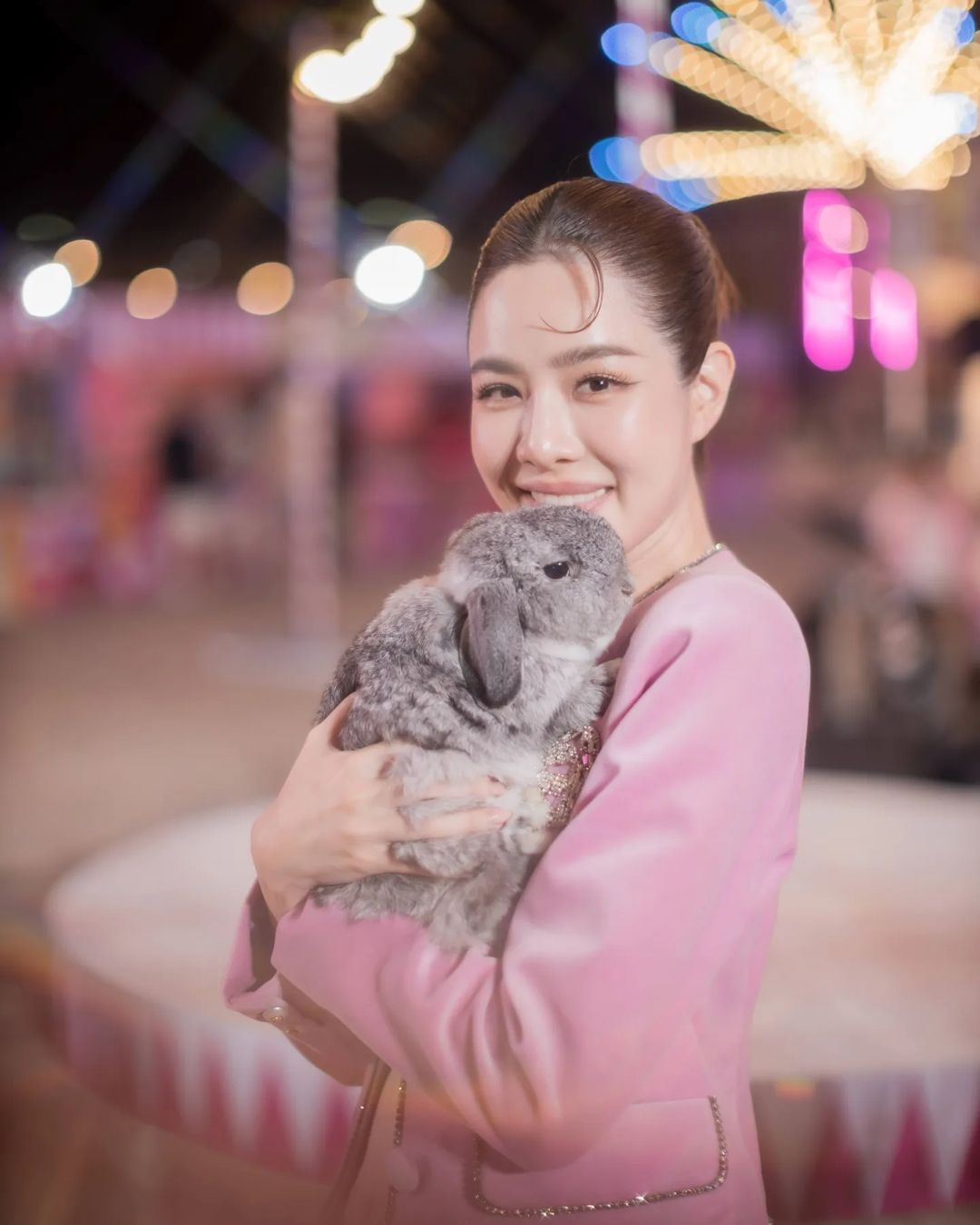 เชียร์ - ฑิฆัมพร ฤทธิ์ธาอภินันท์