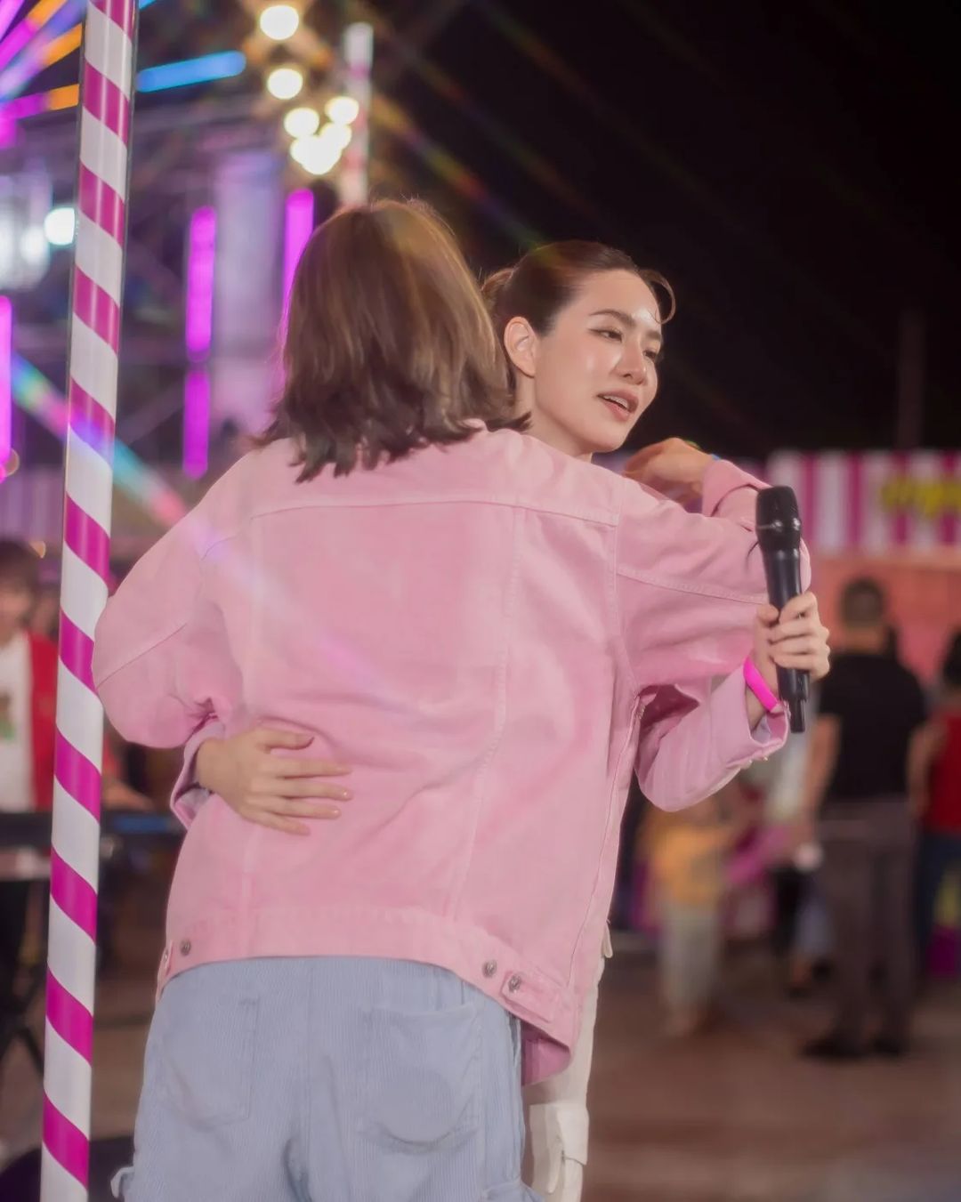 เชียร์ - ฑิฆัมพร ฤทธิ์ธาอภินันท์