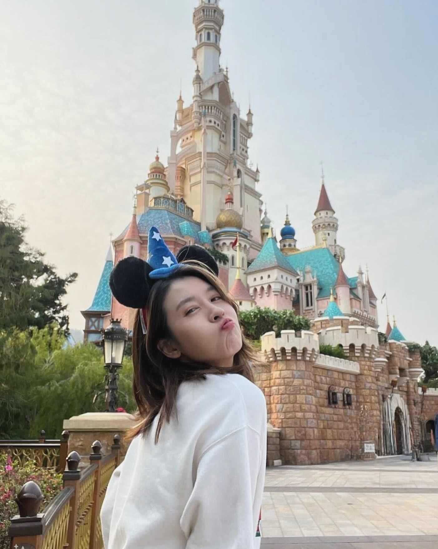 เชียร์ - ฑิฆัมพร ฤทธิ์ธาอภินันท์