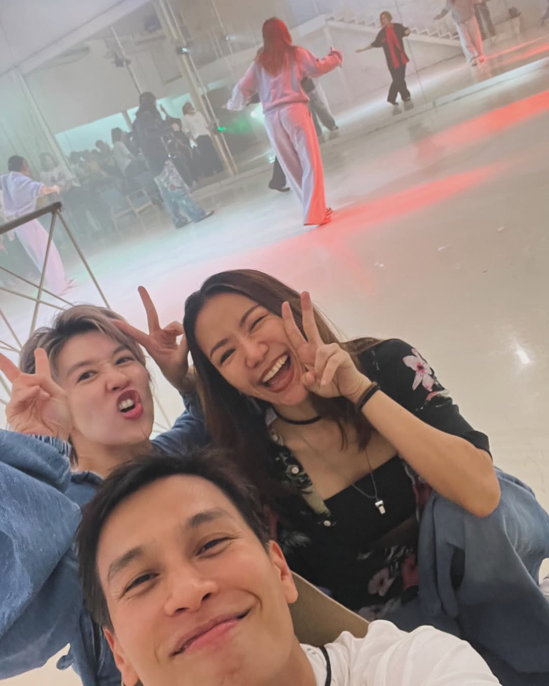 เชียร์ - ฑิฆัมพร ฤทธิ์ธาอภินันท์