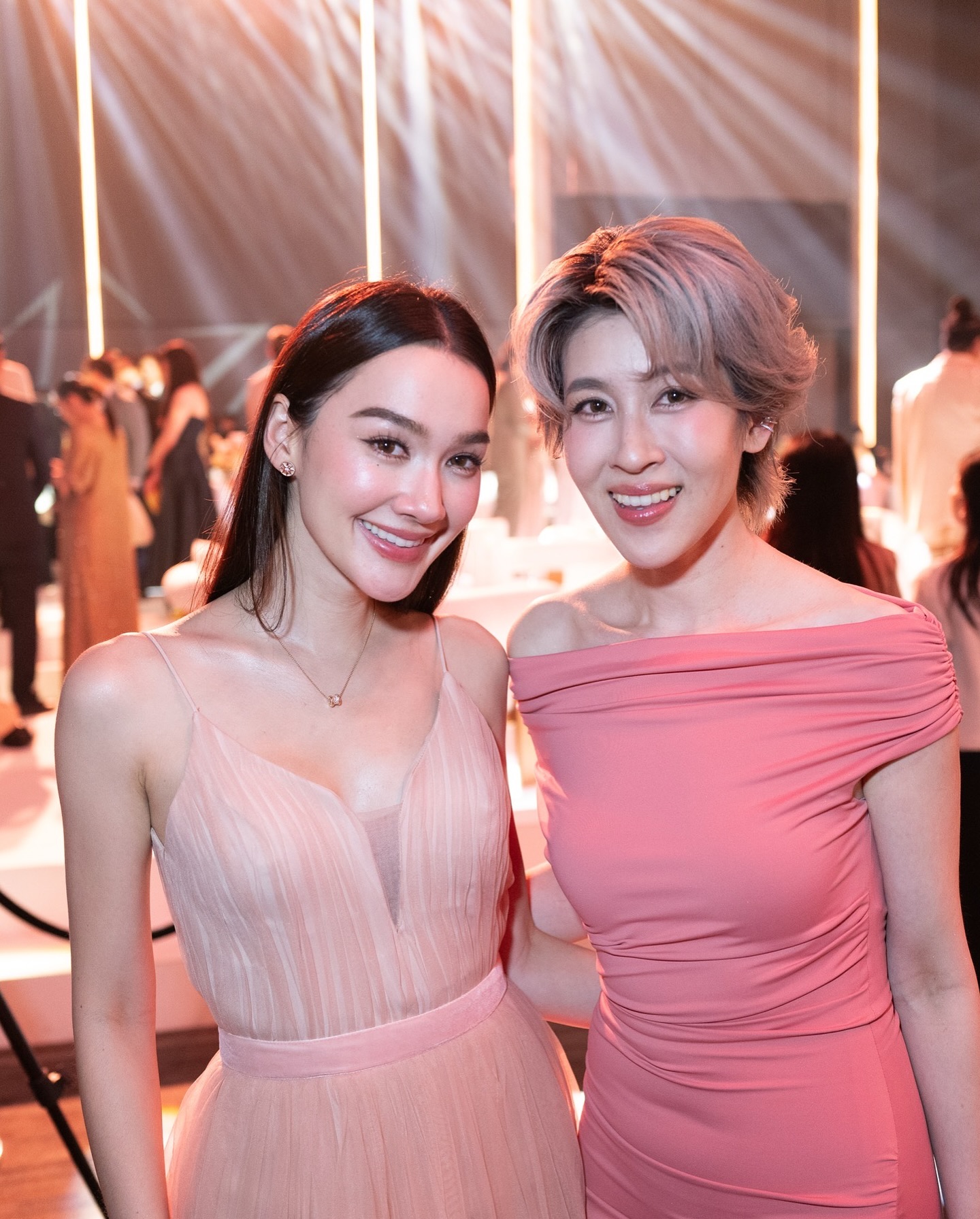 เชียร์ - ฑิฆัมพร ฤทธิ์ธาอภินันท์