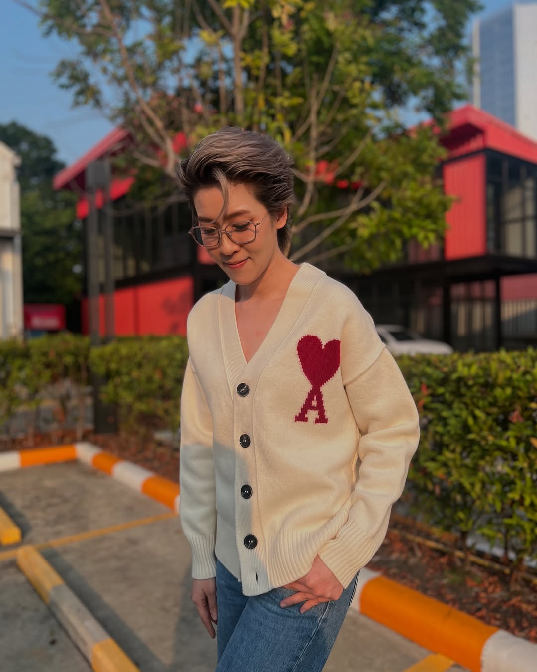 เชียร์ - ฑิฆัมพร ฤทธิ์ธาอภินันท์