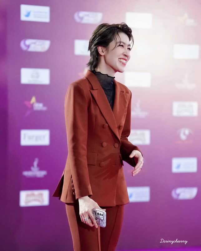 เชียร์ - ฑิฆัมพร ฤทธิ์ธาอภินันท์