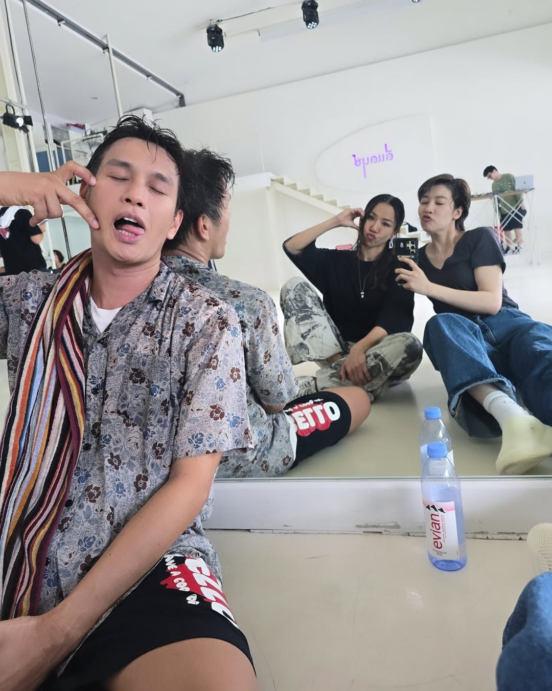 เชียร์ - ฑิฆัมพร ฤทธิ์ธาอภินันท์