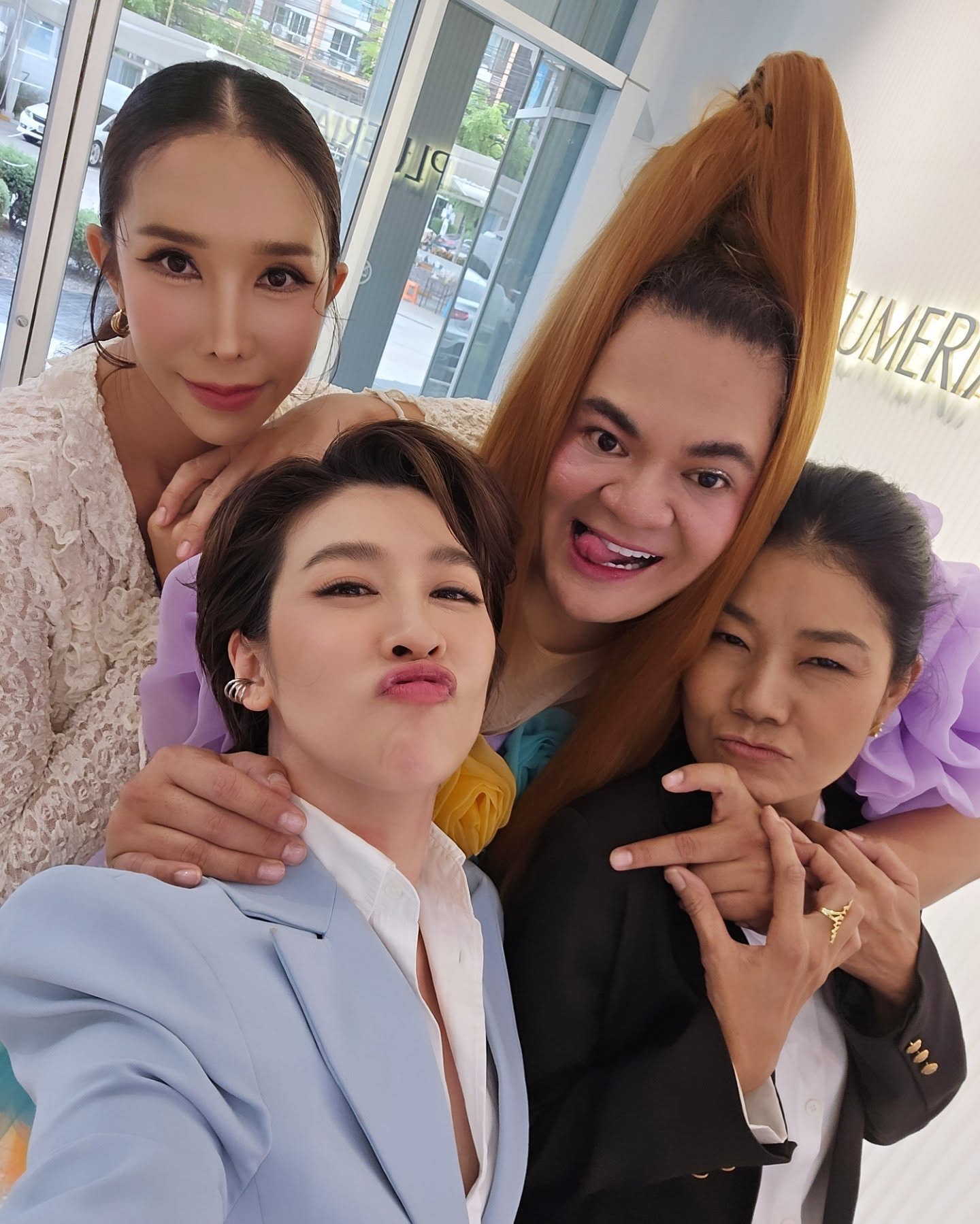 เชียร์ - ฑิฆัมพร ฤทธิ์ธาอภินันท์