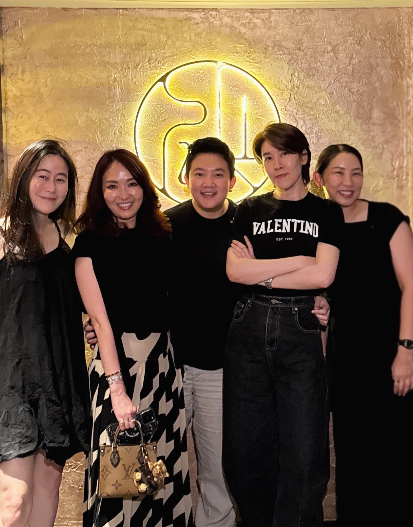 เชียร์ - ฑิฆัมพร ฤทธิ์ธาอภินันท์
