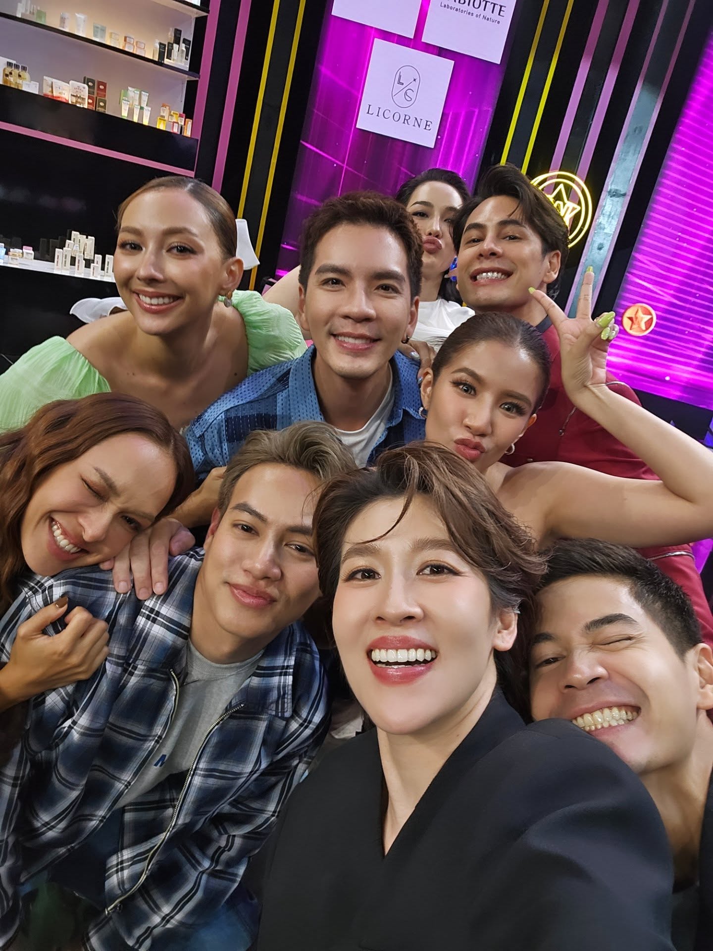 เชียร์ - ฑิฆัมพร ฤทธิ์ธาอภินันท์