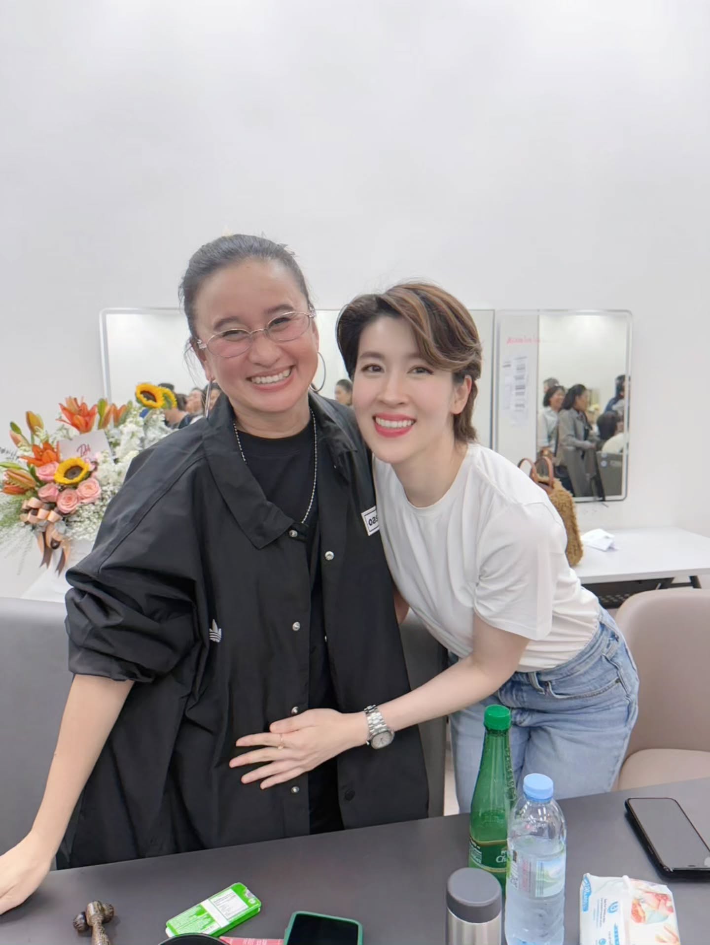 เชียร์ - ฑิฆัมพร ฤทธิ์ธาอภินันท์