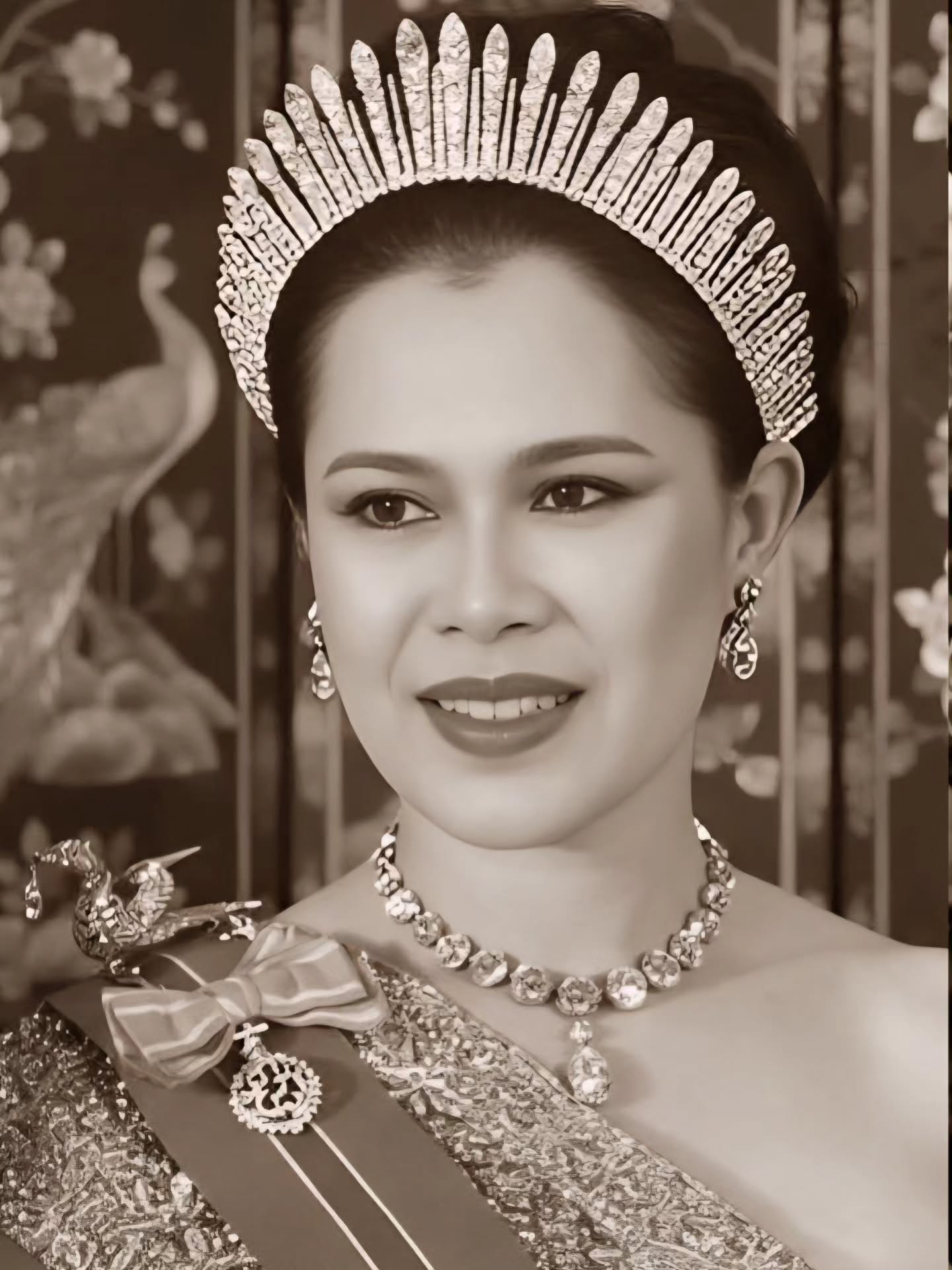 เชียร์ - ฑิฆัมพร ฤทธิ์ธาอภินันท์