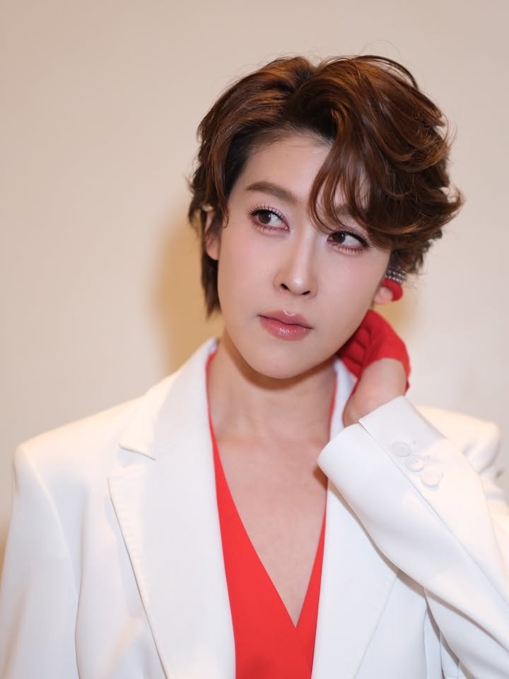 เชียร์ - ฑิฆัมพร ฤทธิ์ธาอภินันท์