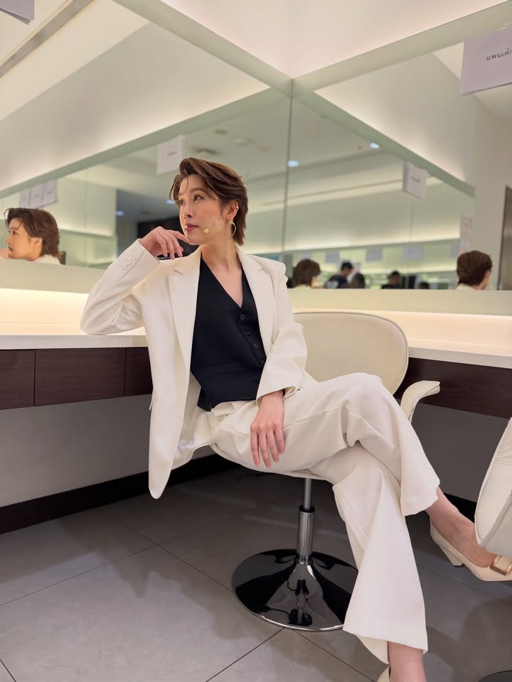 เชียร์ - ฑิฆัมพร ฤทธิ์ธาอภินันท์