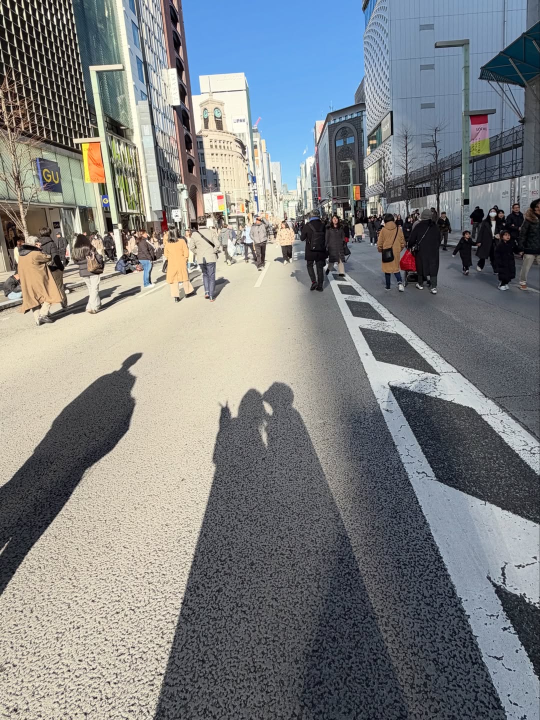 เชียร์ - ฑิฆัมพร ฤทธิ์ธาอภินันท์