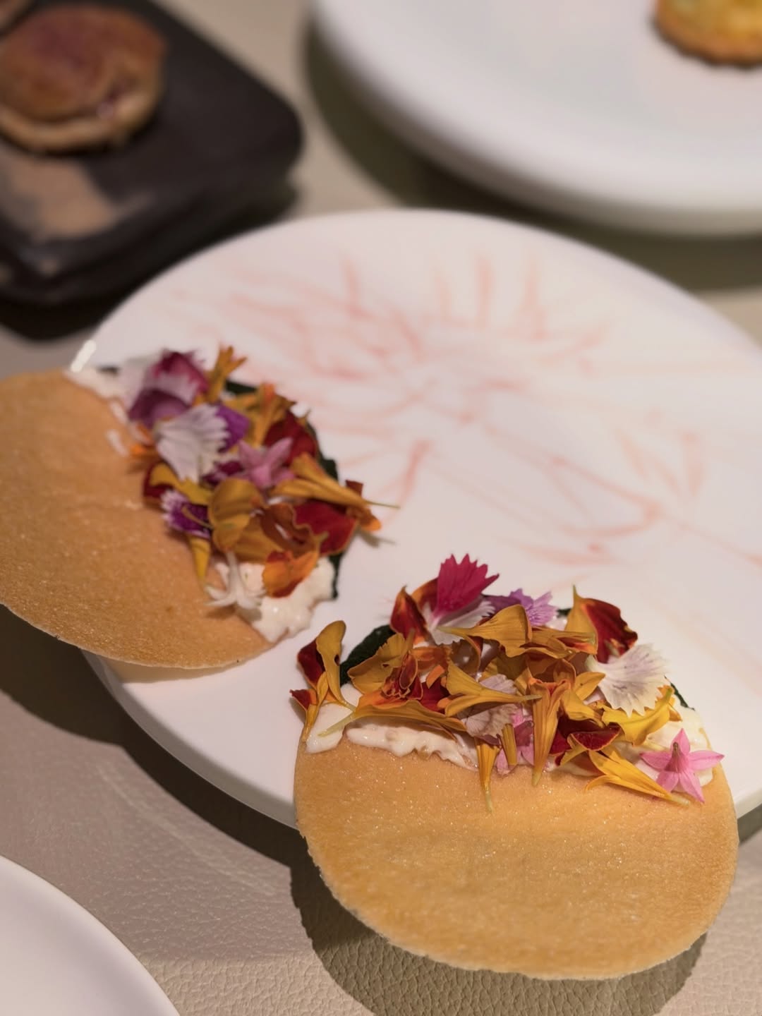 เชียร์ - ฑิฆัมพร ฤทธิ์ธาอภินันท์