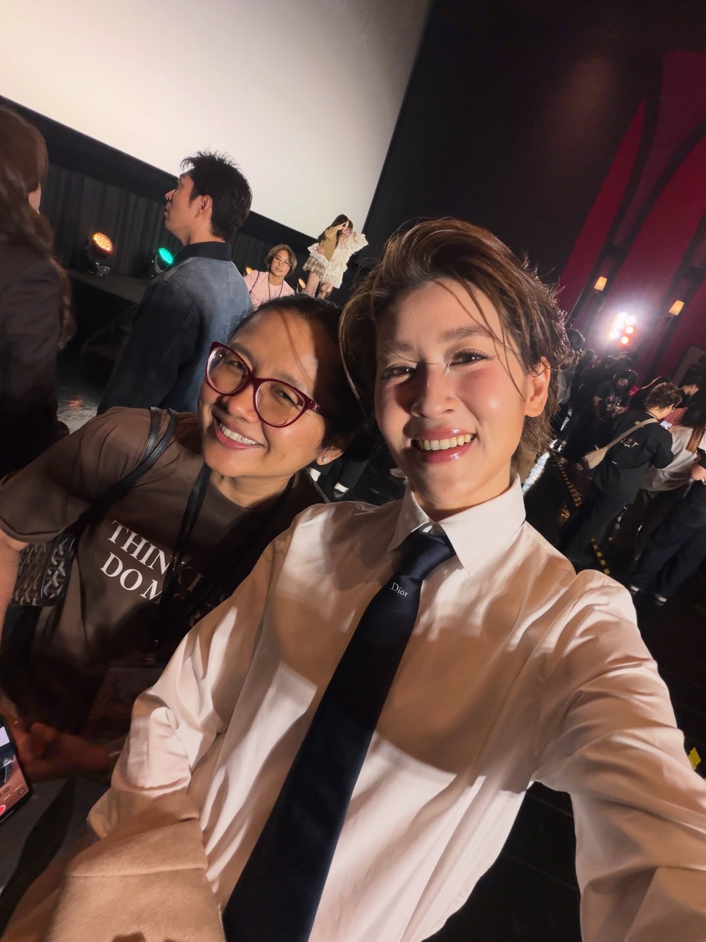 เชียร์ - ฑิฆัมพร ฤทธิ์ธาอภินันท์