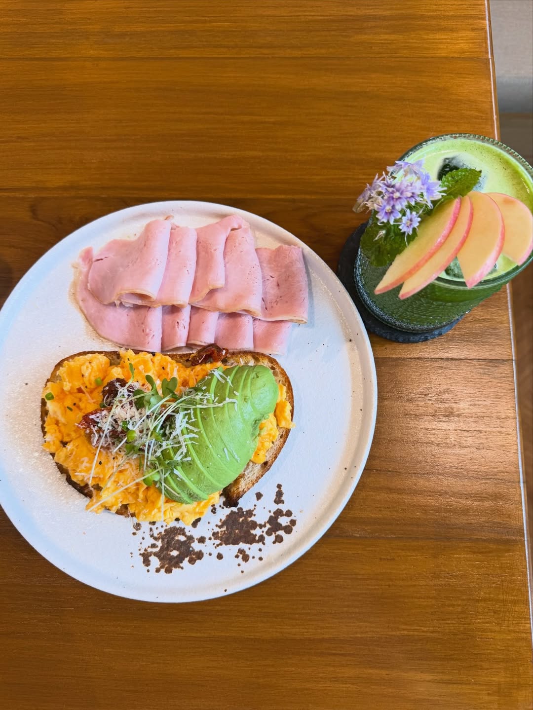 เชียร์ - ฑิฆัมพร ฤทธิ์ธาอภินันท์
