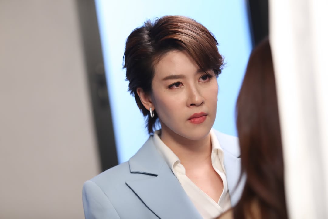เชียร์ - ฑิฆัมพร ฤทธิ์ธาอภินันท์