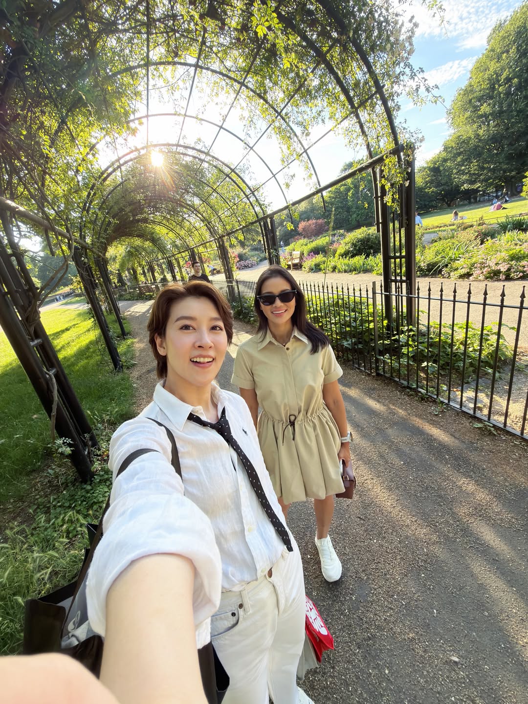 เชียร์ - ฑิฆัมพร ฤทธิ์ธาอภินันท์