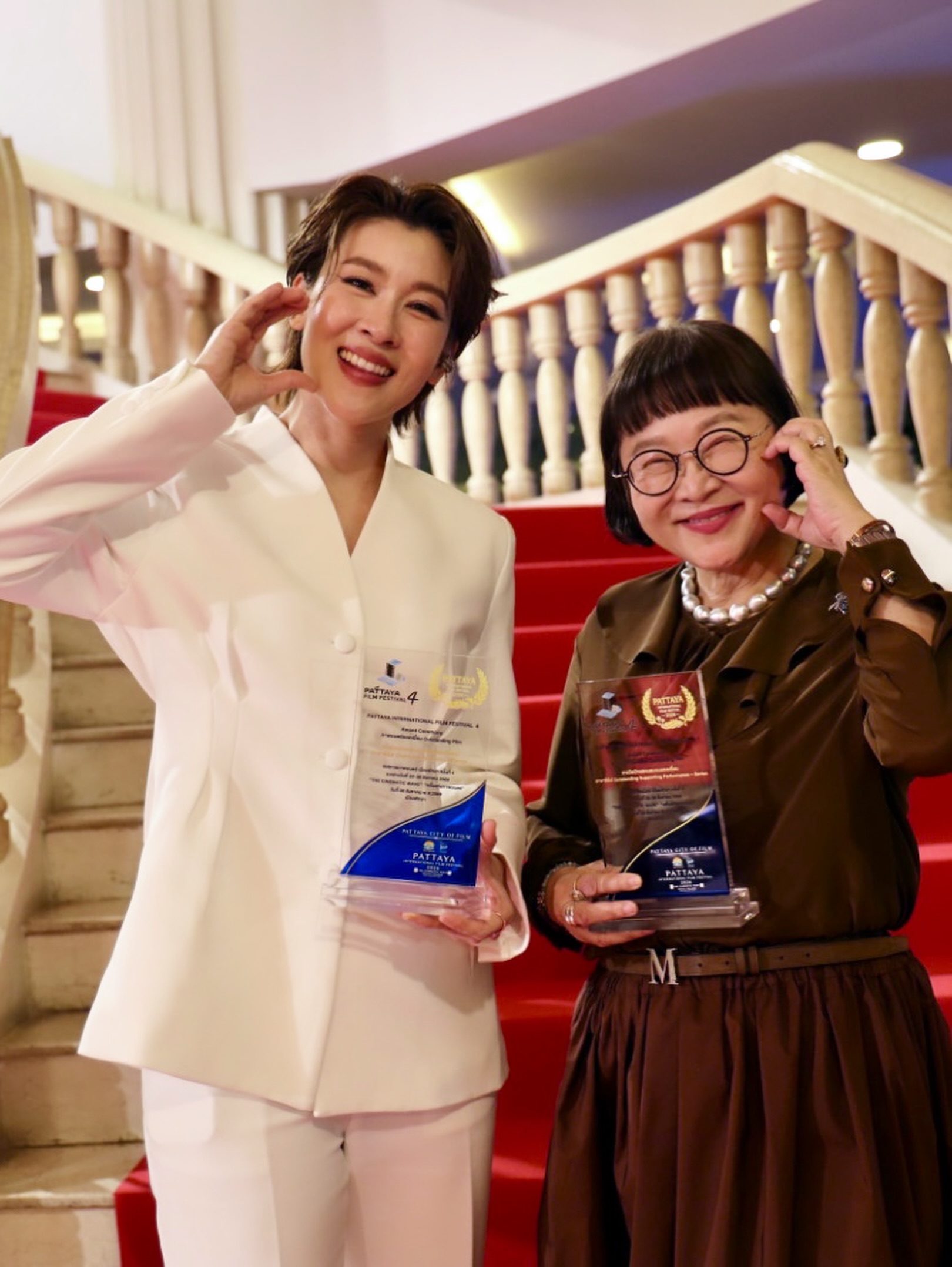 เชียร์ - ฑิฆัมพร ฤทธิ์ธาอภินันท์