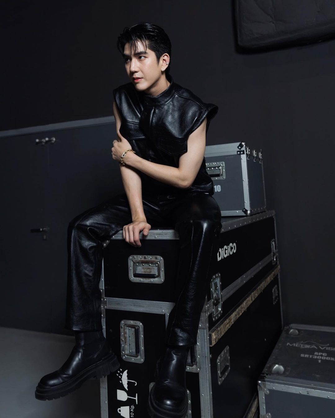 ซี - ทวินันท์ อนุกูลประเสริฐ